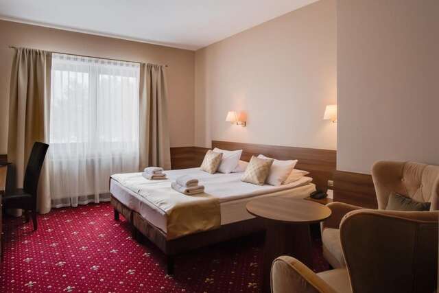 Отель Hotel Cristal Park Dąbrowa Tarnowska-44
